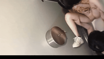 공공장소 화장실에서 뭐하십니까 (쿨걸야동,섹트야동,쇼츠야동,한국야동)